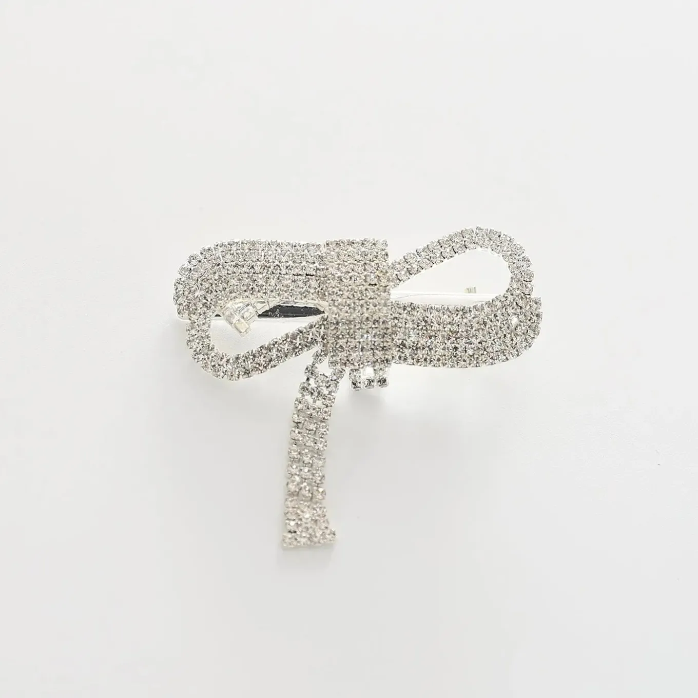 Rhinestone Infinity Bow Hair Clip
